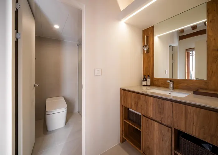 Luxury Hanok The Four Beauties Seochon Villa